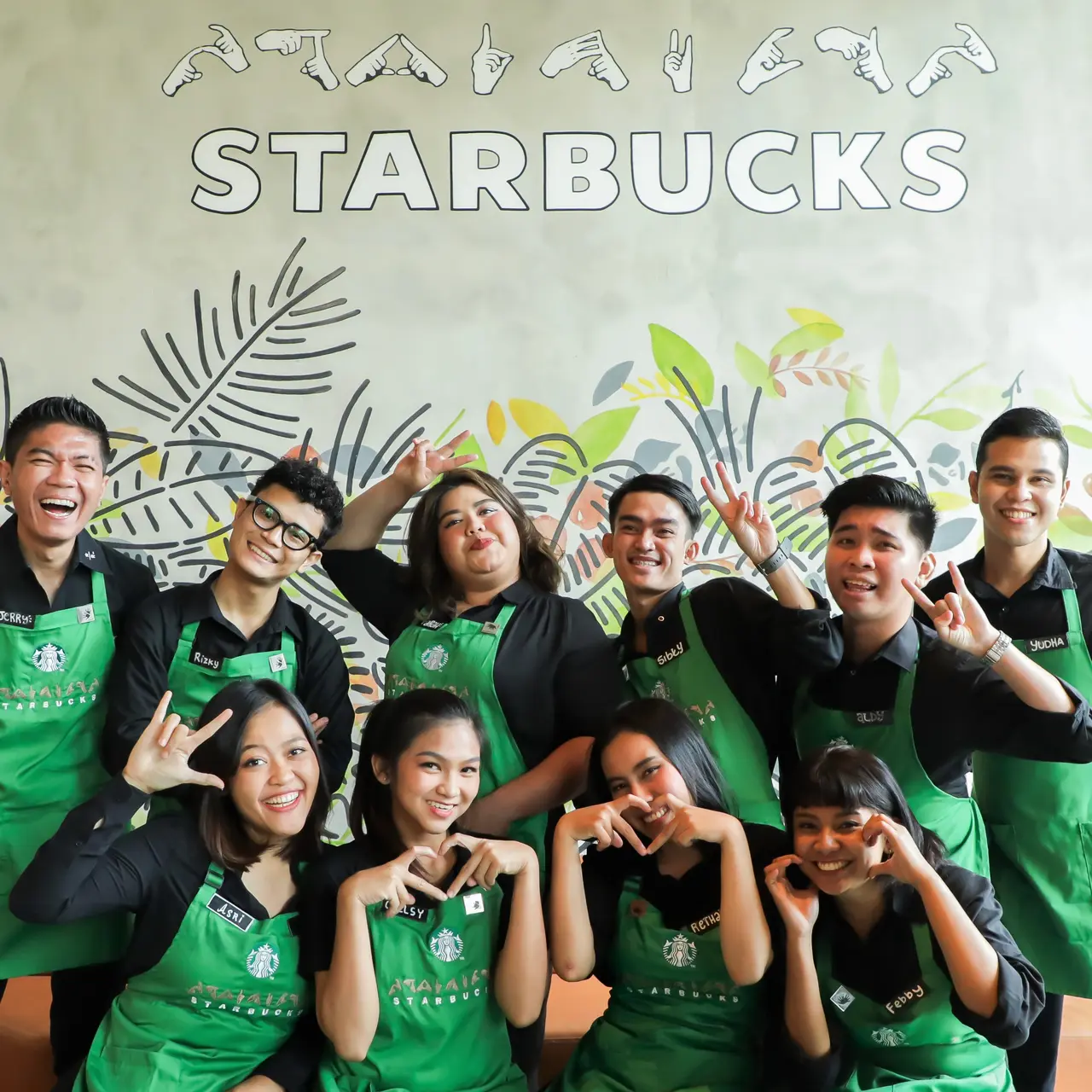 Starbucks deaf worker kiosk
